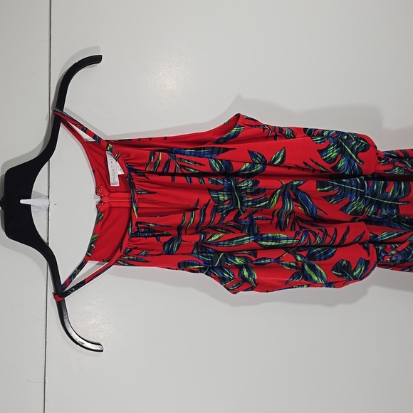 {London Times} Red Tropical Jungle Palm Leaf Print Cropped Sleeveless Jumpsuit - Picture 4 of 14